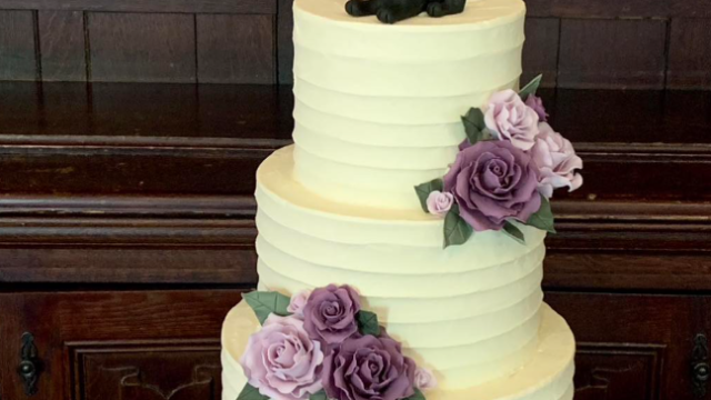 Becky's Wedding Cakes Crewe Cheshire
