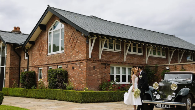 Fernside House & Barn Knutsford Cheshire Barn Wedding Venue