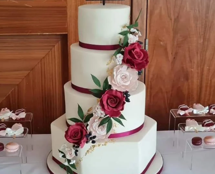 Fiona Hackshall Wedding Cakes Nantwich