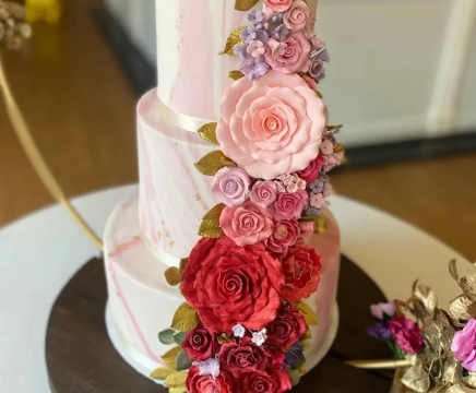 We All Love Cake Warrington Cheshire Wedding Cake Designer